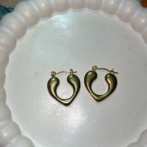 Anti tarnish heart hoops