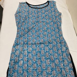 Leaf Printed Straight Kurta