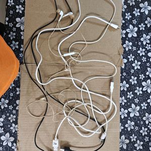 Connection Cables & 2000Mah Power Bank