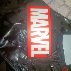 MARVEL black Shirt 😍