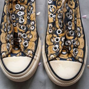 Minion Print Converse