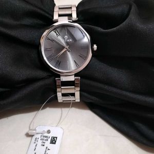 Titan Original Woman ⌚ Watch