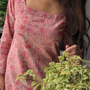 Pink kurti