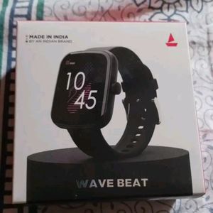 BoAt Wave Beat 4.29cm Hd DISPLAY Smart Watch