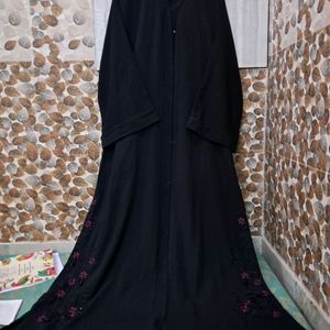 Dubai Abaya