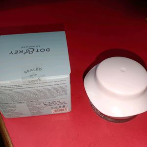 Set Of 2 Dot And Key Moisturizer