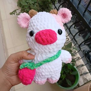 ₊˚⊹౨ cute crochet strawberry cow plushie ৎ ₊˚⊹