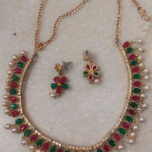 Elegant Brass Women Necklace And Earrings