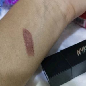 I New Nykka Brand Beautiful Brown Sad😍