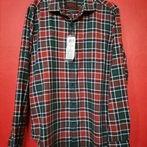 Men Checked Slim Fit Shirt/(M)