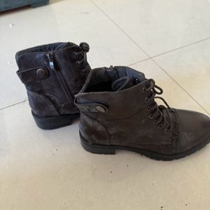 Boots Size 36/37 Indian