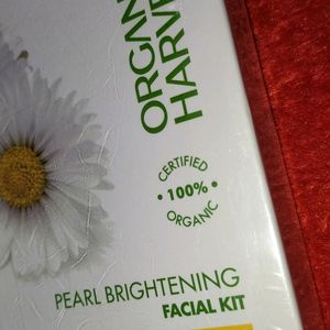 Organic Harvest Pearl Brightening Facial Kit