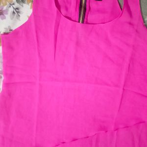 Stylish Sleeveless Top For Summer