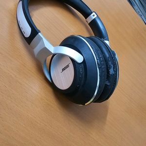 Wireless Bose Headphones