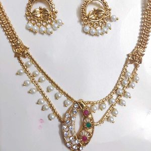 Necklace Set