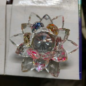 Rotating Crystal Lotus