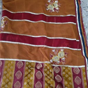 Beautiful Multicolour Saree With Blouse