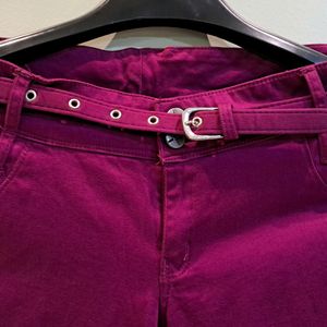 Girl's skinny purple jeans