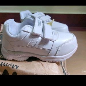 White Shoe For Kids Both Girls &