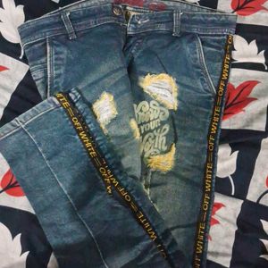 Damage Jeans