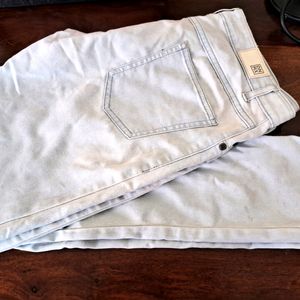 NewDenim Jeans From MAX - Blue Color - Waistsize 3