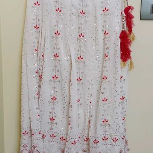 New Lehenga (Negotiable)