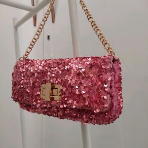 3 branded Handbags On Sale 🍒🎉