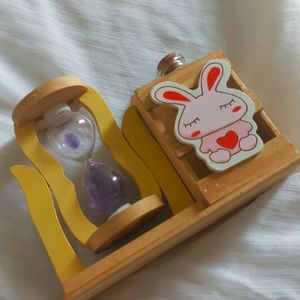 HOURGLASS PEN STAND💜💛