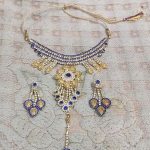 Jewellery Set With Maang Tikka