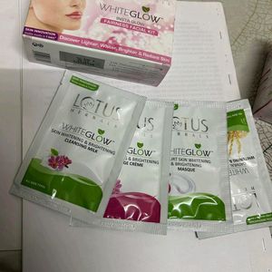 Lotus White glow Facial Kit)