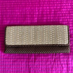 Clutch For Functional Wear