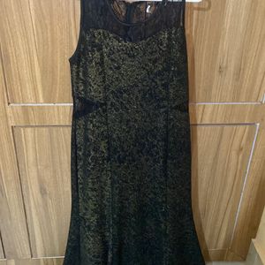 Black & Golden Shimmery Gown