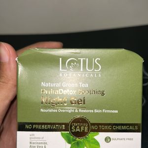 Lotus Botanicals Natural Green Tea HydraDetox Gel