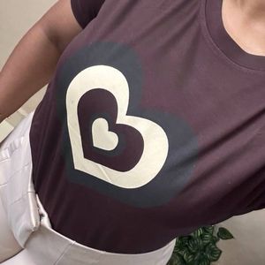 Brown Heart Print T-shirt