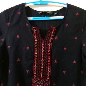 Women's Black Printed Kurti