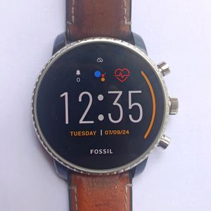 Fossil Smartwatch Gen 3 ( Not Working Condition) ✅