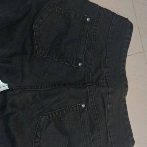 Black Comfortable Jegging Type Jeans