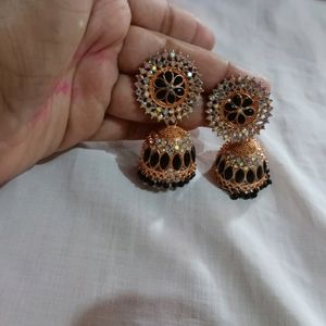 Jhumka Earing Set