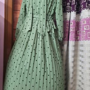 **Stylish Polka Dot Dress With Bow Tie & Belt.