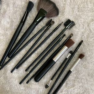 Makeup Kit Combo