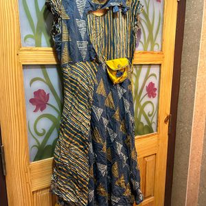 Xl Women Dress Kurta With Pockets