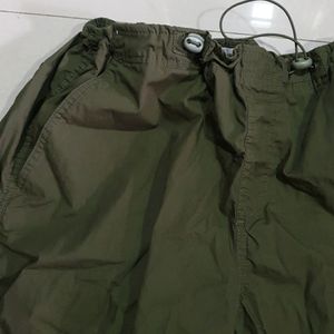 Parachute Pants Olive Greem