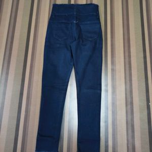 Z-73 Size-26 (Sale) Latest Ladies high waist Jeans