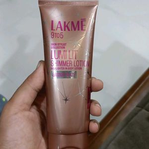 Lakme Lumi Lit Simmer Lotion