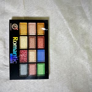 Colors Queen Eyeshadow Pallet