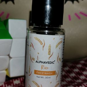 Alphavedic Rice Water Face Wash