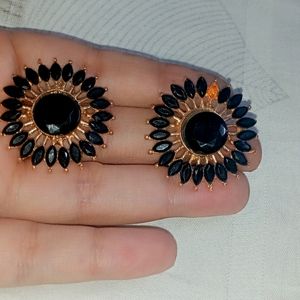 Set Of Two Studs