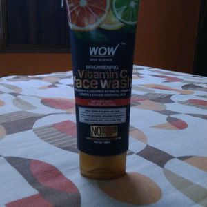 UNUSED PRODUCT WOW FACEWASH REALLY NICE AND GOOD