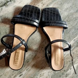 Black Sandal