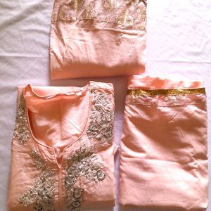 Pink Embroidered Kurta Set (Women's)